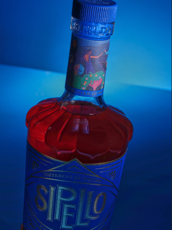 Sipello Apertif bespoke glass bottle made by Verallia UK