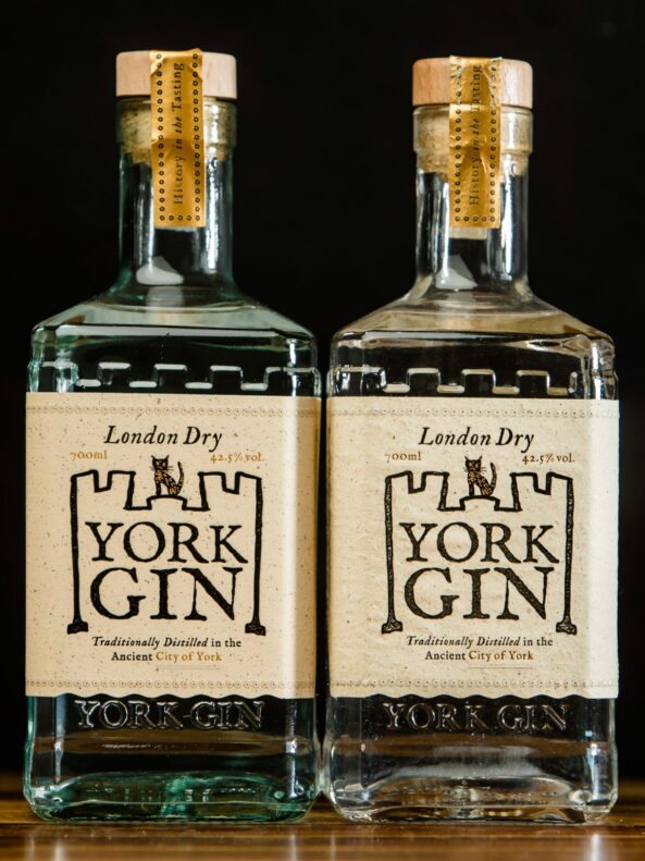 York Gin Bottle in 100% recycled glass bottle, Vista by Verallia
