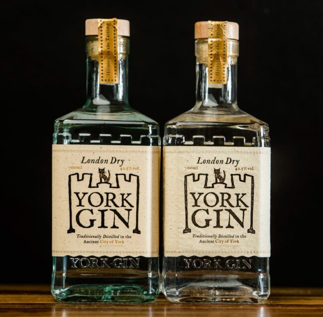 York Gin Bottle in 100% recycled glass bottle, Vista by Verallia